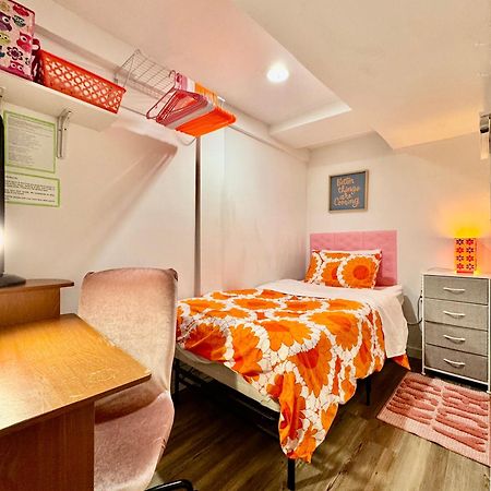 Private Tiny Room On The 1St Floor With Shared Bathroom Near Airport And Downtown Seattte Сиатъл Екстериор снимка