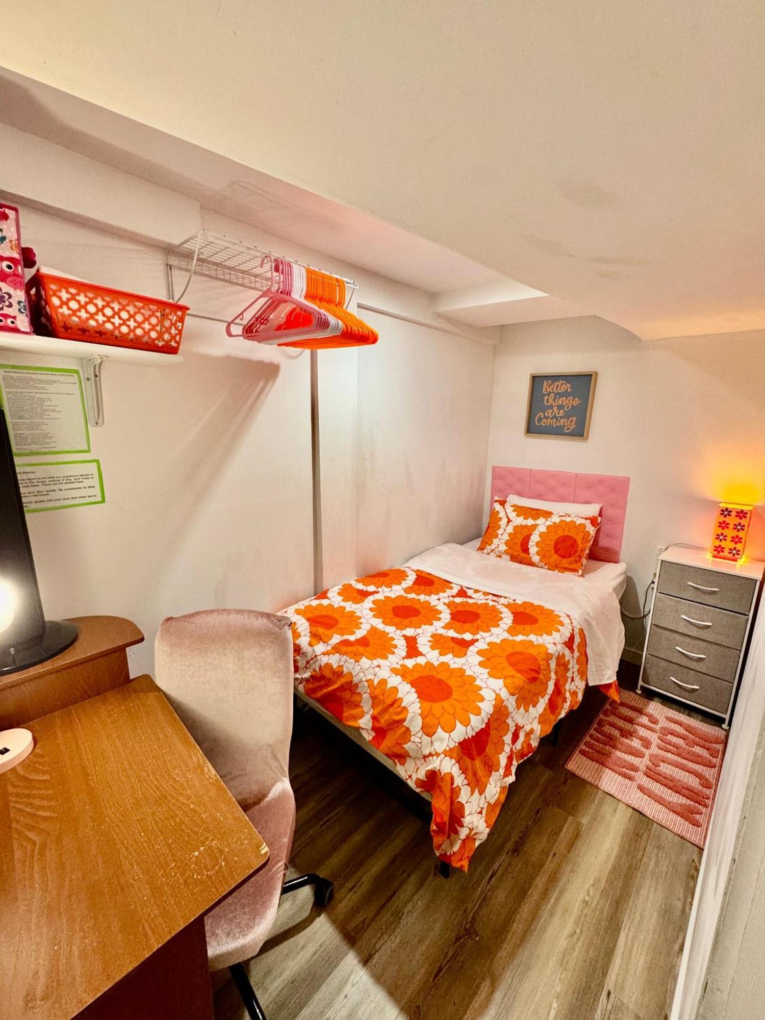 Private Tiny Room On The 1St Floor With Shared Bathroom Near Airport And Downtown Seattte Сиатъл Екстериор снимка